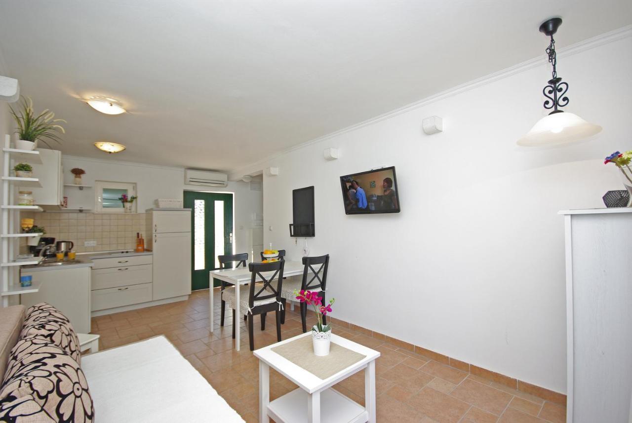 Steinhaus Dalmatien Apartment Podaca Exterior foto
