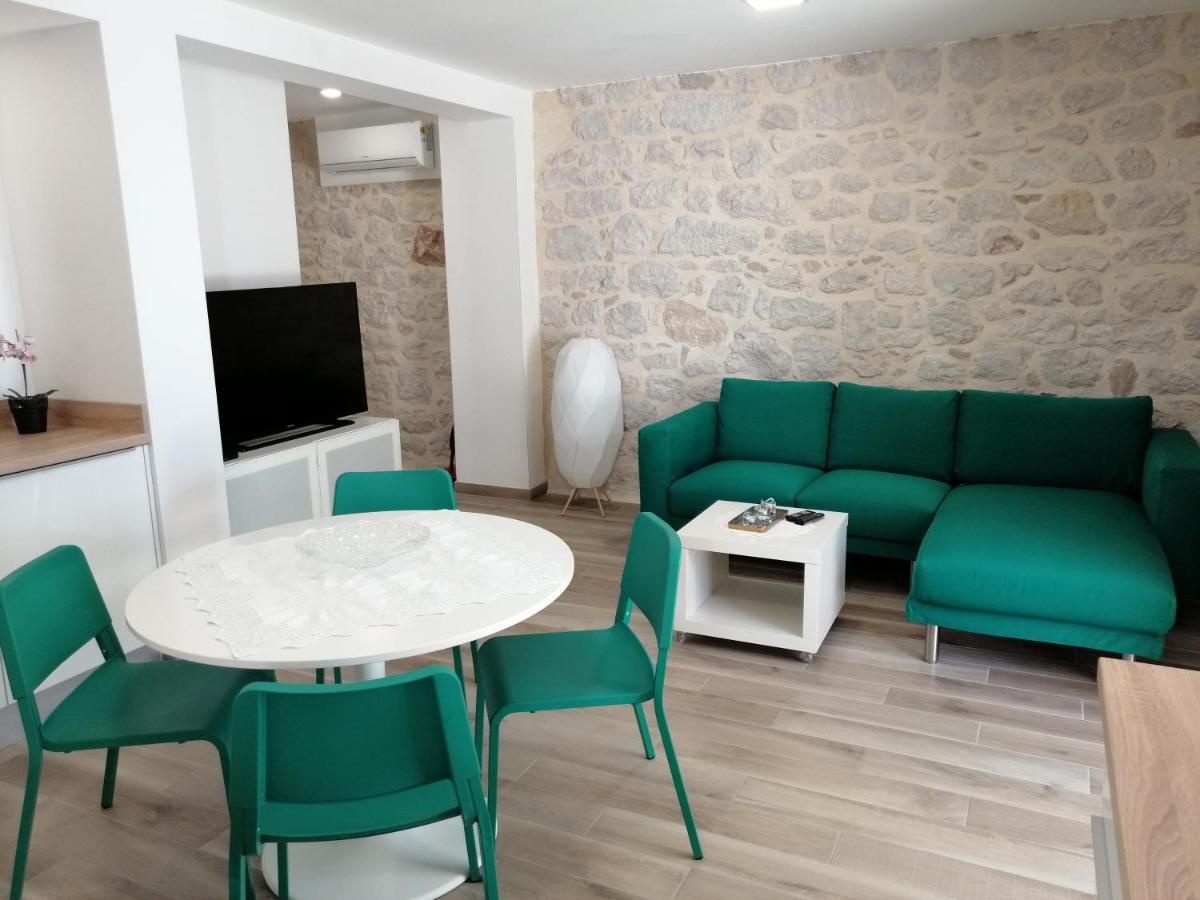 Steinhaus Dalmatien Apartment Podaca Exterior foto